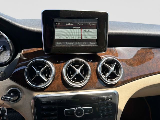 Used 2014 Mercedes-Benz CLA 250 image 20