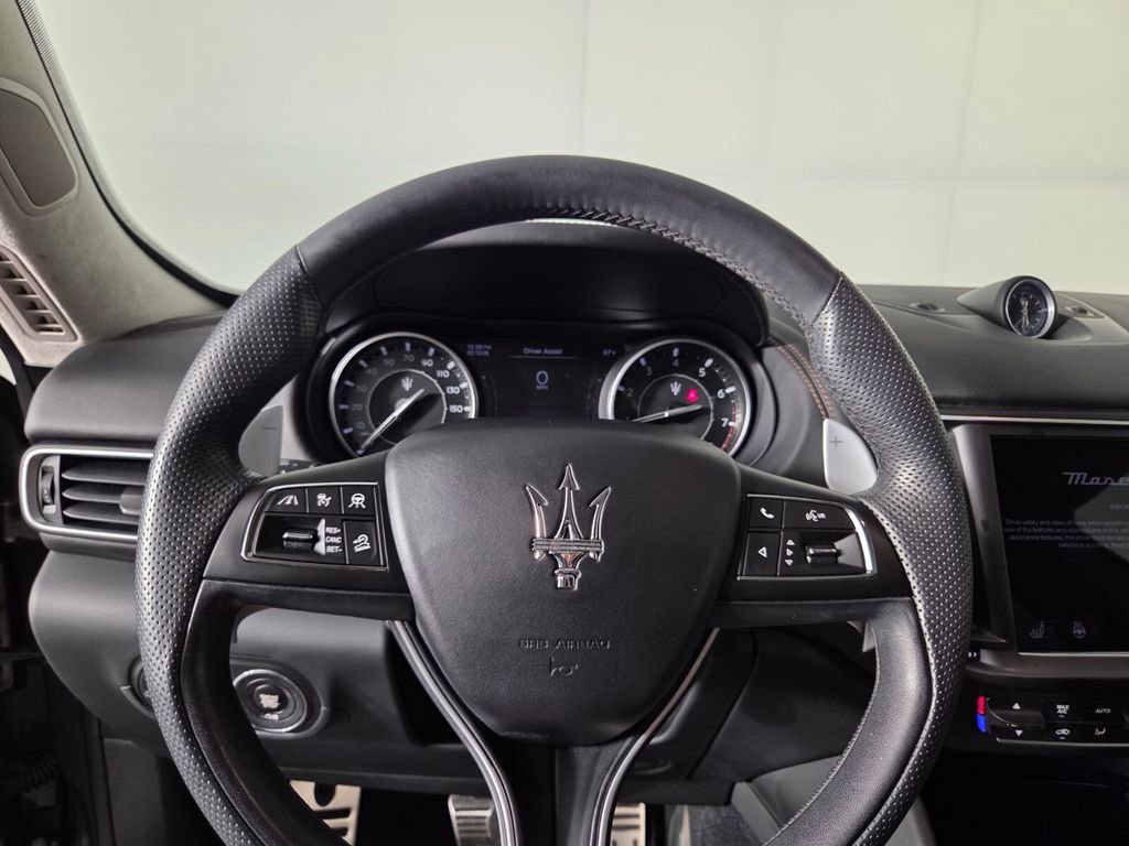 Used 2022 Maserati Levante Modena image 13