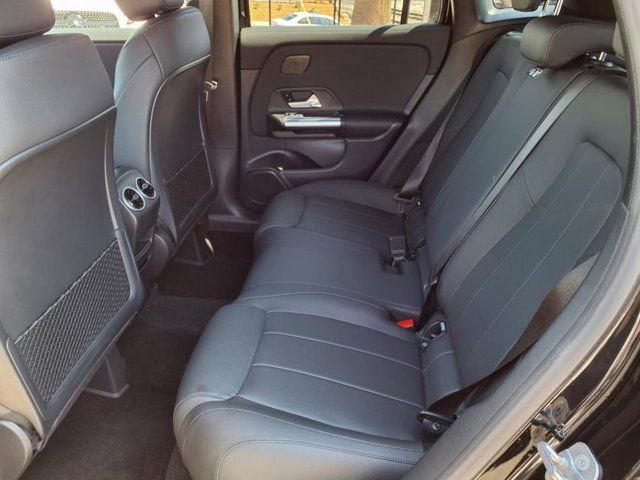 Used 2025 Mercedes-Benz GLA 250 GLA 250 image 17