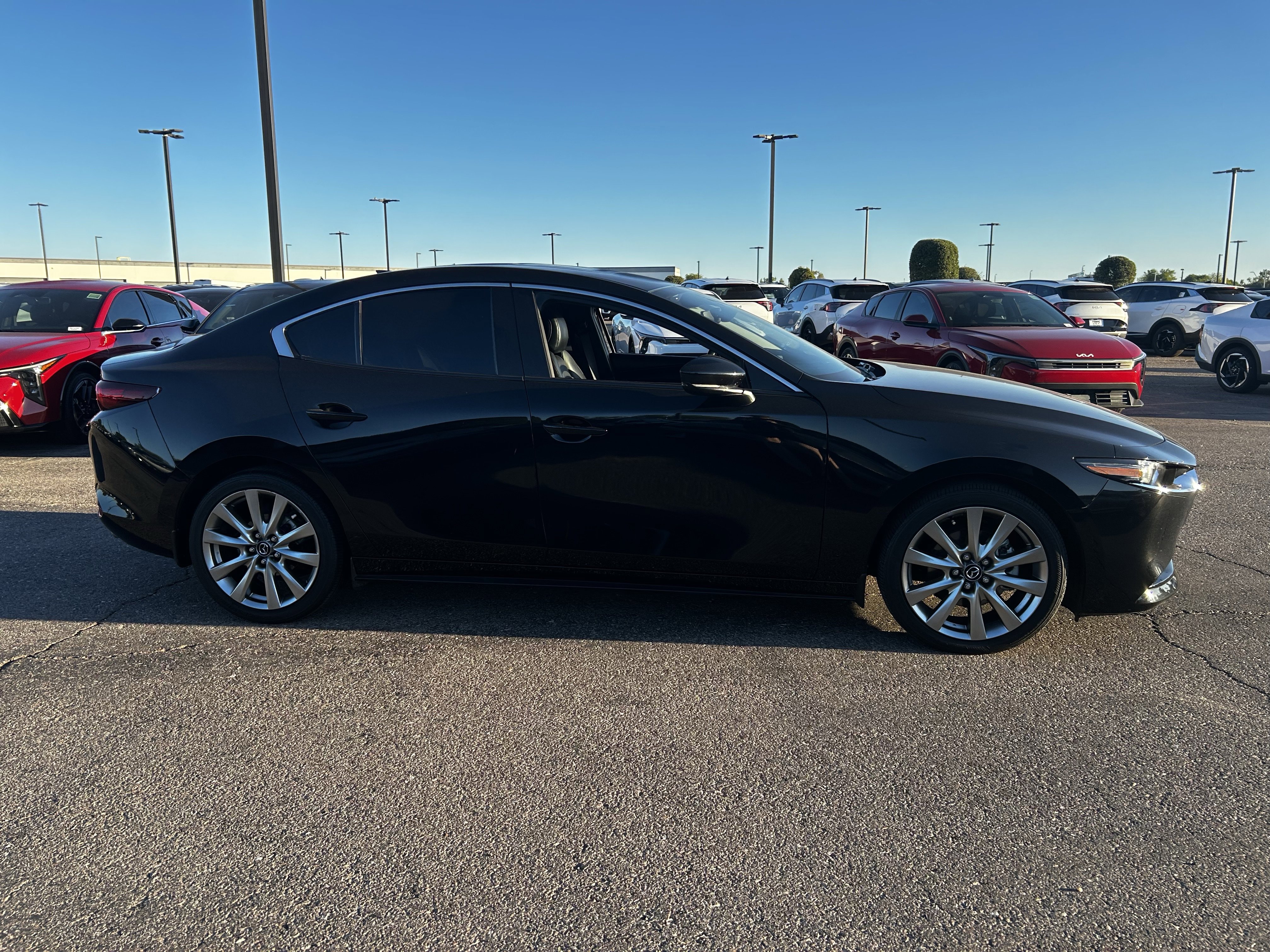 Used 2023 MAZDA MAZDA3 s image 5