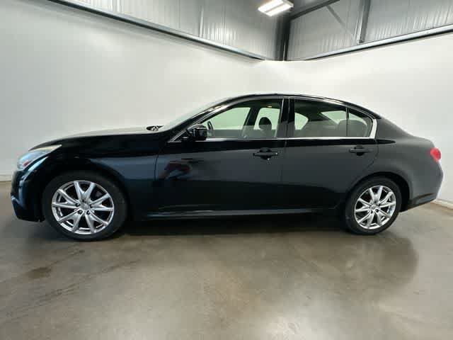 Used 2012 INFINITI G37 x Sedan w/ Premium Pkg AWD/4WD image 2