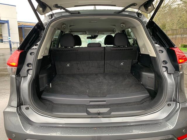 Used 2019 Nissan Rogue SV image 5