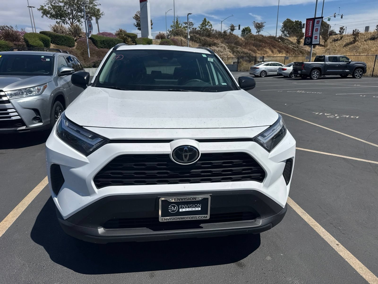 Certified 2025 Toyota RAV4 LE AWD/4WD image 2