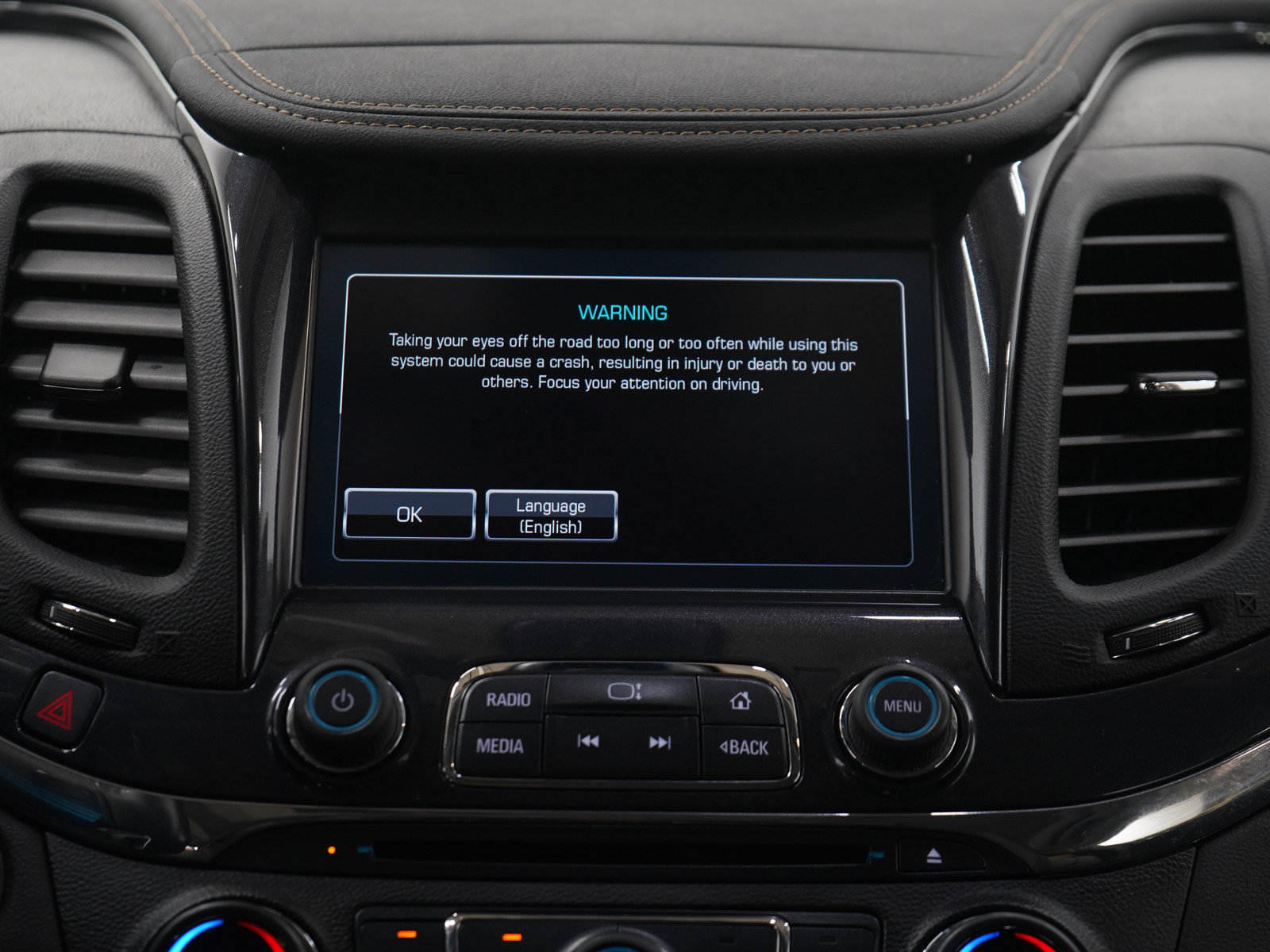 Used 2018 Chevrolet Impala Premier FWD image 16
