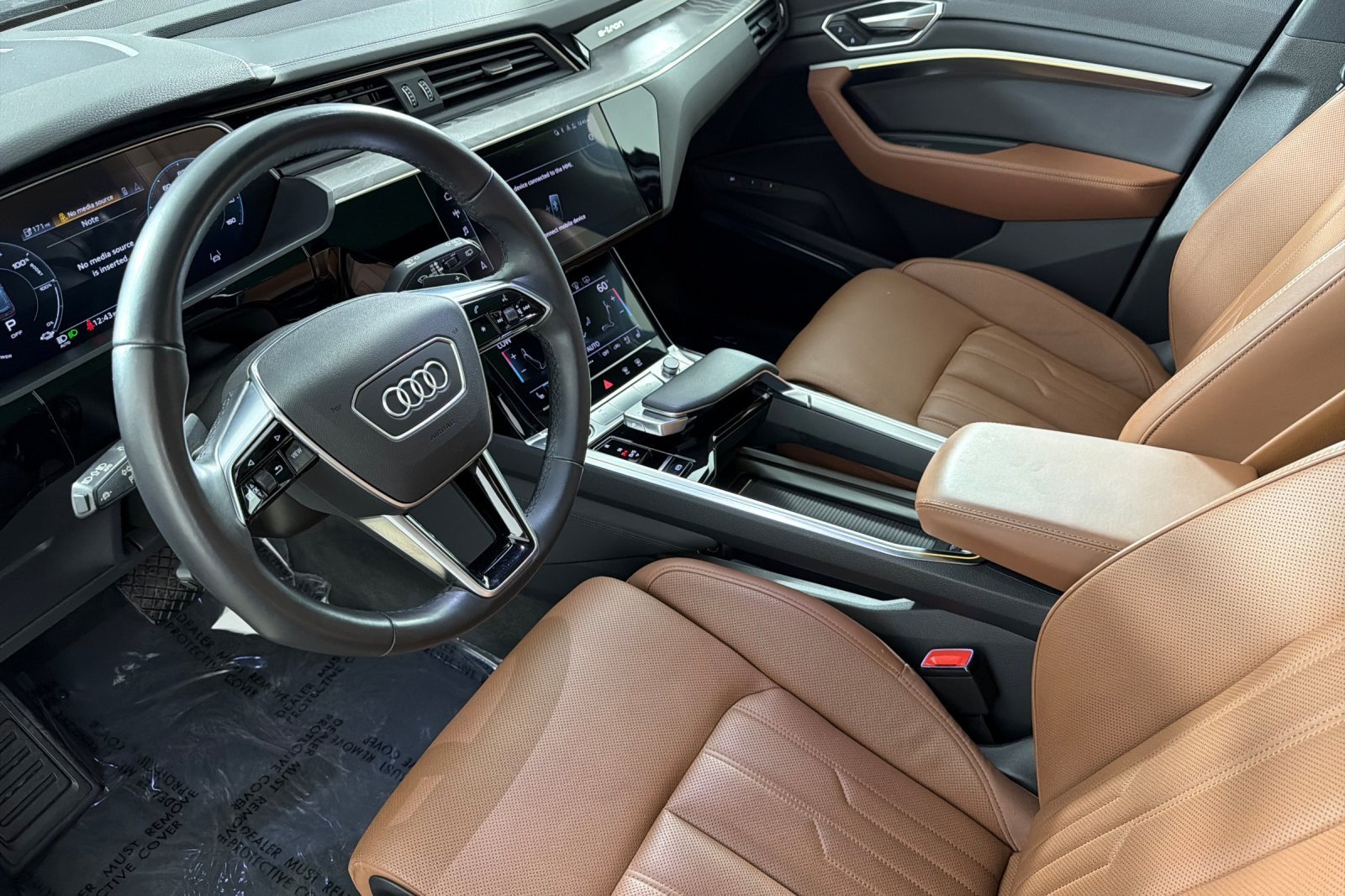 Used 2022 Audi e-tron Chronos AWD/4WD image 9