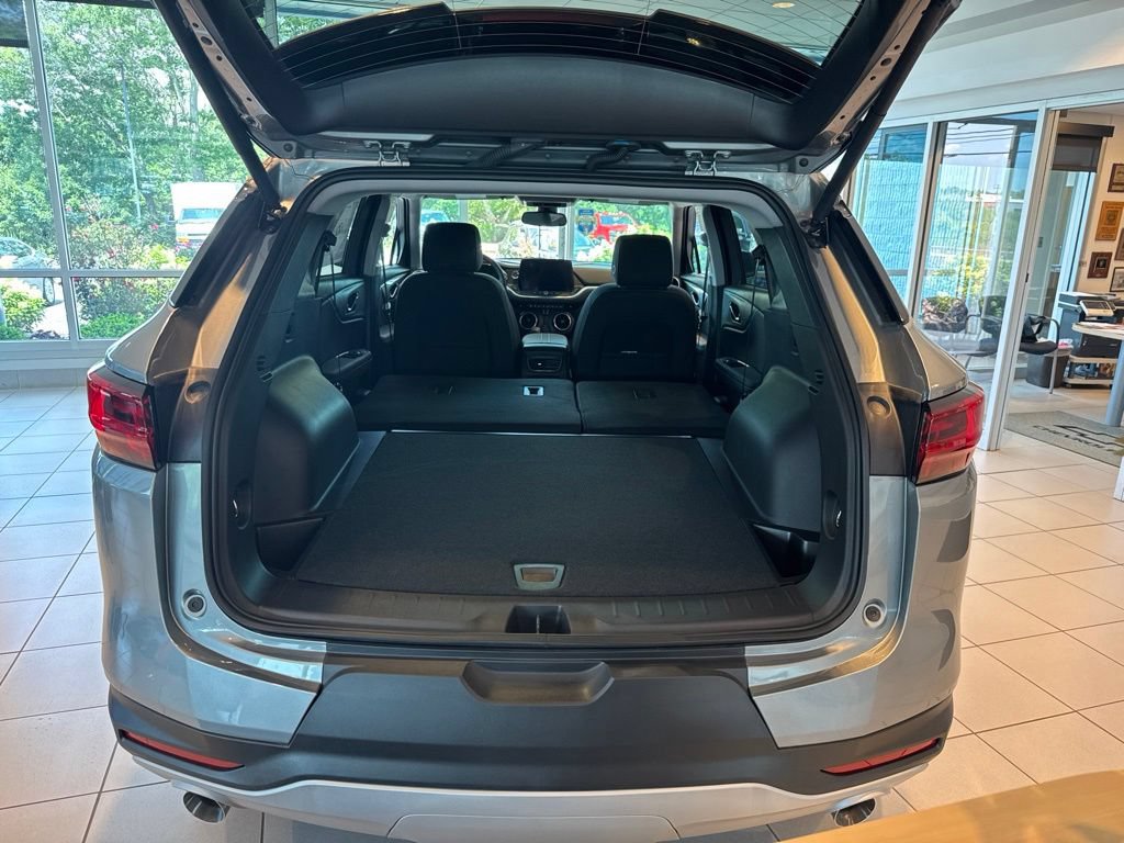 New 2025 Chevrolet Blazer LT w/ Convenience Package AWD/4WD image 4
