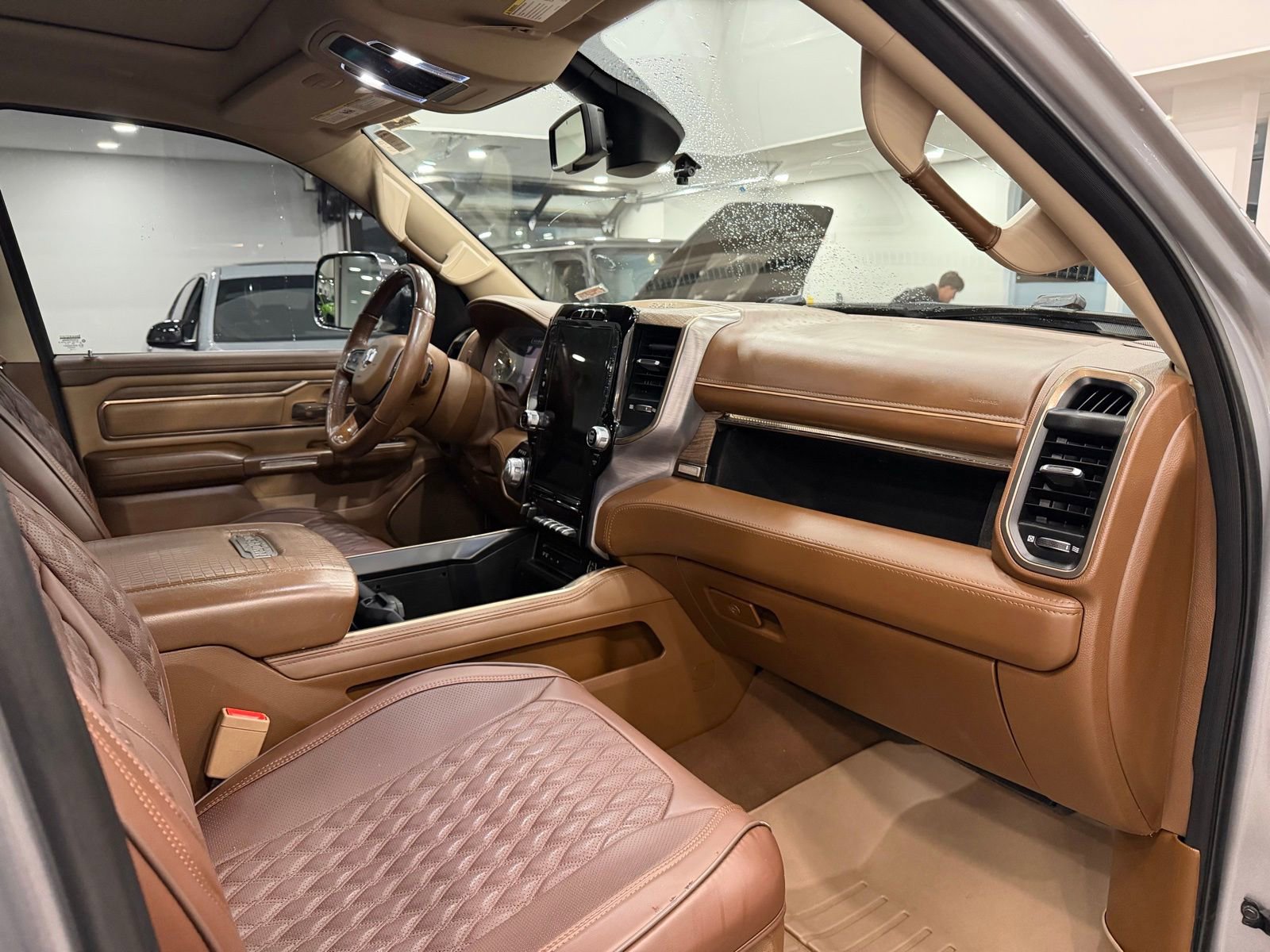 Used 2019 RAM 1500 Limited image 8