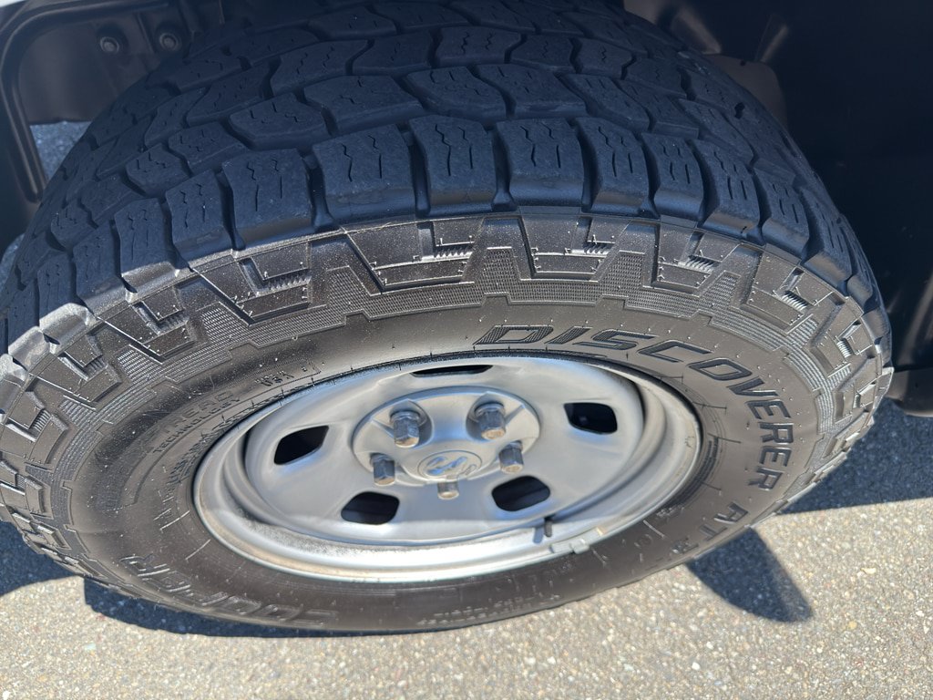 Used 2017 RAM 1500 Tradesman RWD image 2