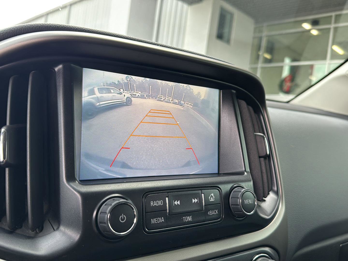 Used 2016 Chevrolet Colorado Z71 image 23