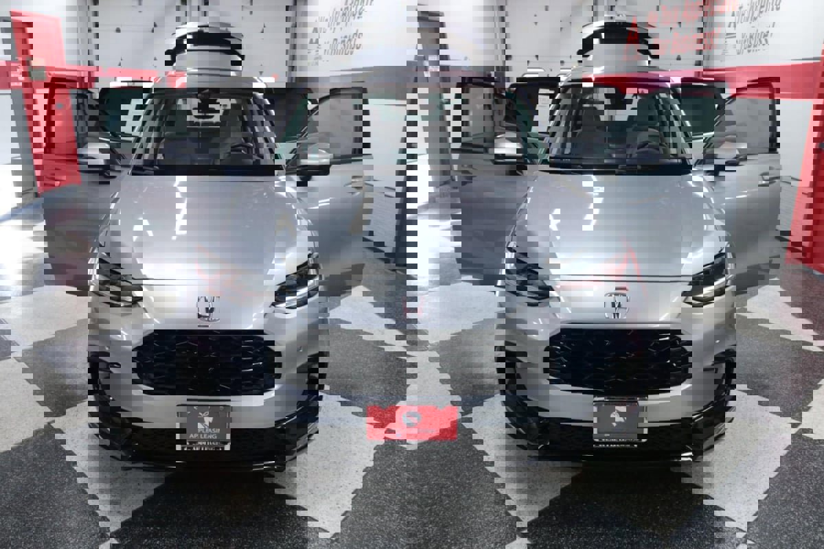 Used 2023 Honda HR-V EX-L image 24