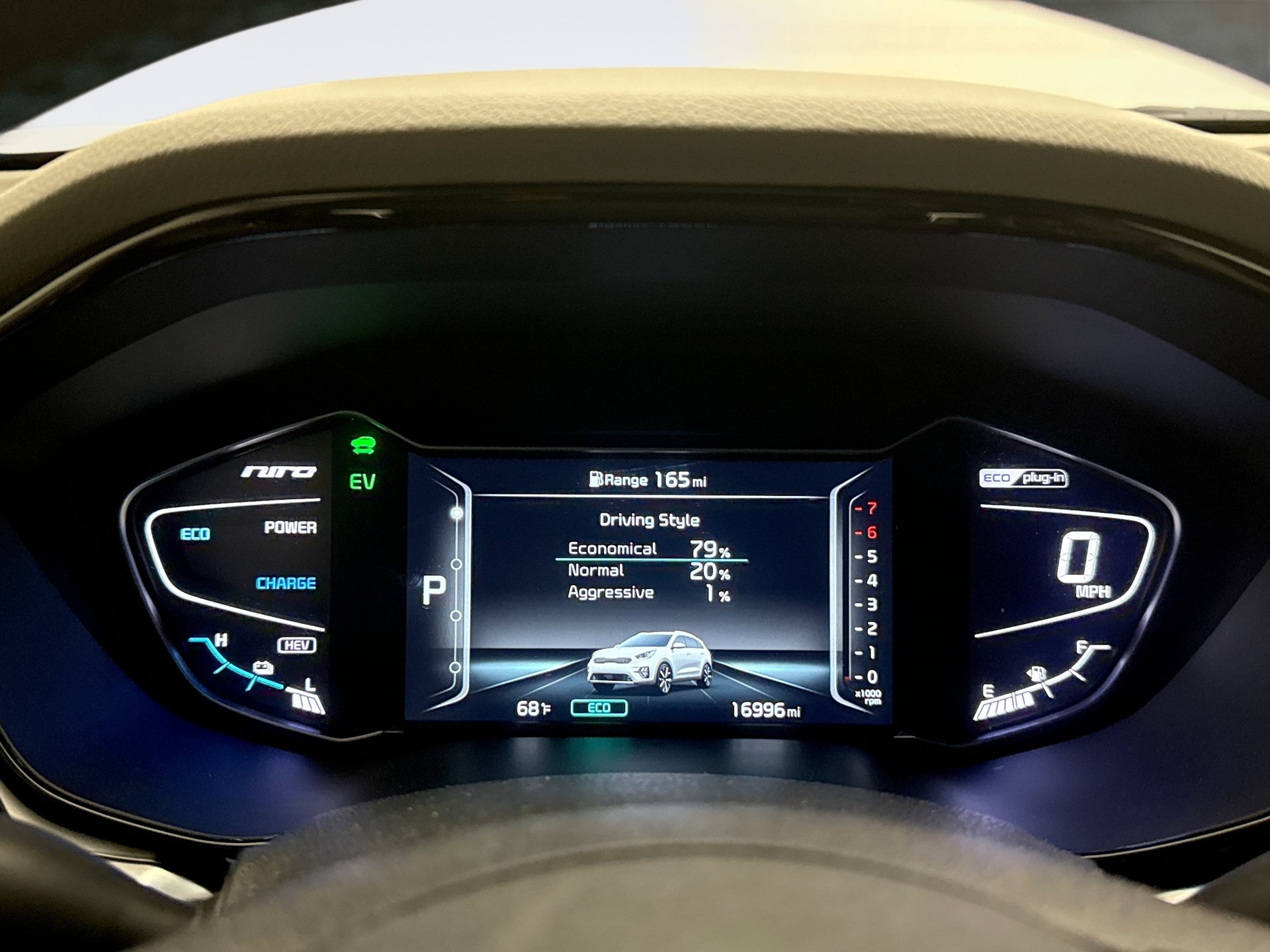 Used 2021 Kia Niro EX FWD image 9