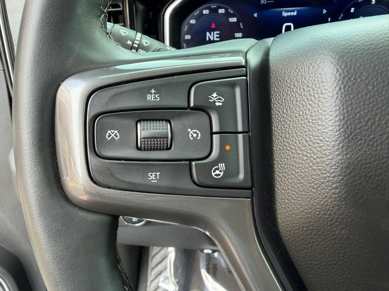 Used 2025 Chevrolet Silverado 2500 High Country w/ Technology Package image 29