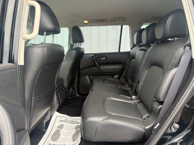 Used 2022 Nissan Armada SV w/ SV Appearance Package RWD image 5