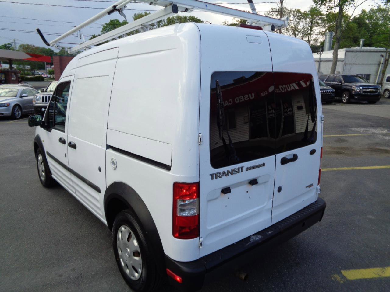 Used 2013 Ford Transit Connect XL FWD image 17