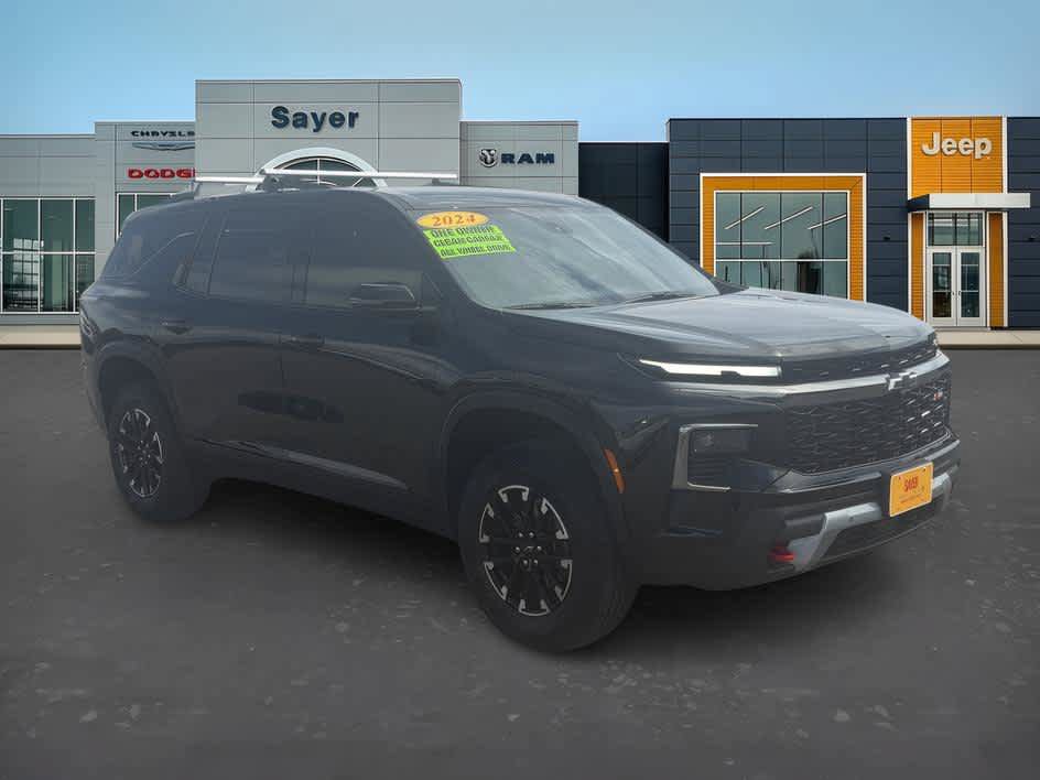 Used 2024 Chevrolet Traverse Z71 w/ Enhanced Driving Package