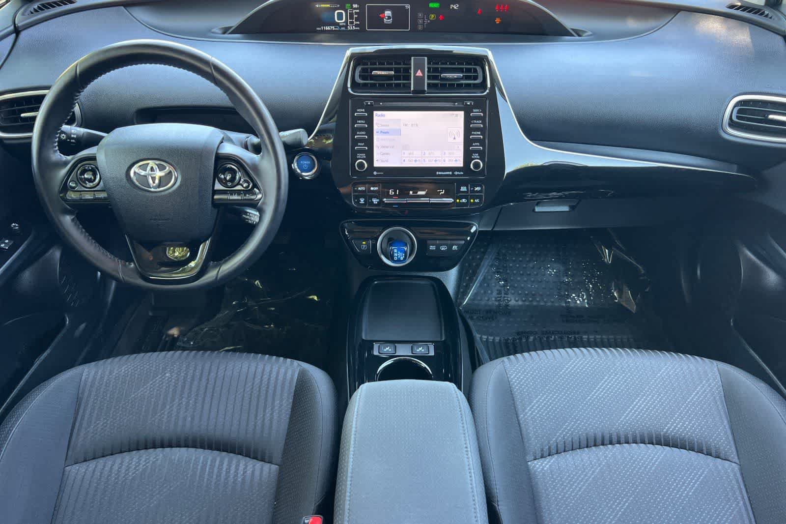 Used 2022 Toyota Prius Prime LE FWD image 4