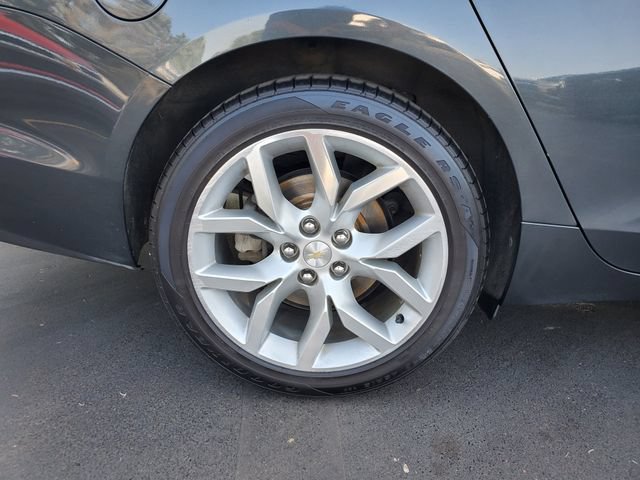 Used 2018 Chevrolet Impala Premier FWD image 9