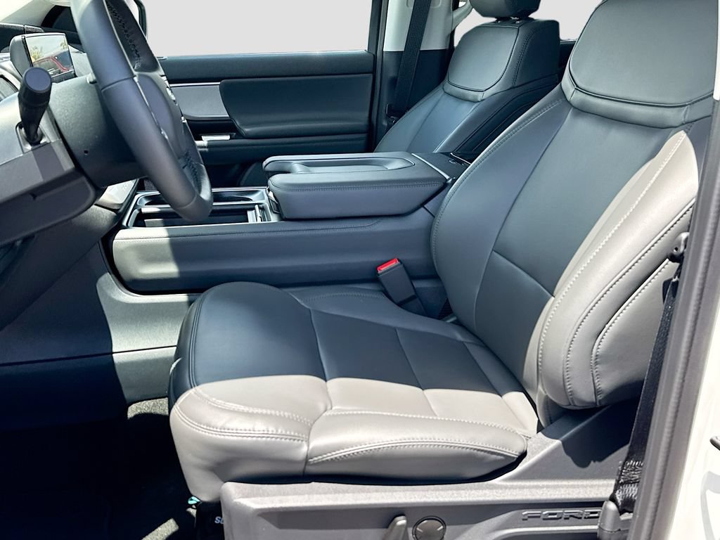 New 2026 Ford Expedition Active RWD image 21