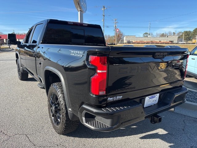 Used 2025 Chevrolet Silverado 2500 LT w/ Trail Boss Package image 6