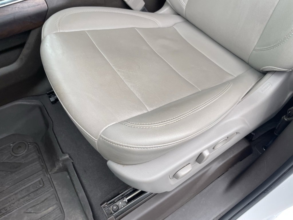 Used 2023 GMC Sierra 1500 SLT w/ SLT Premium Package image 23