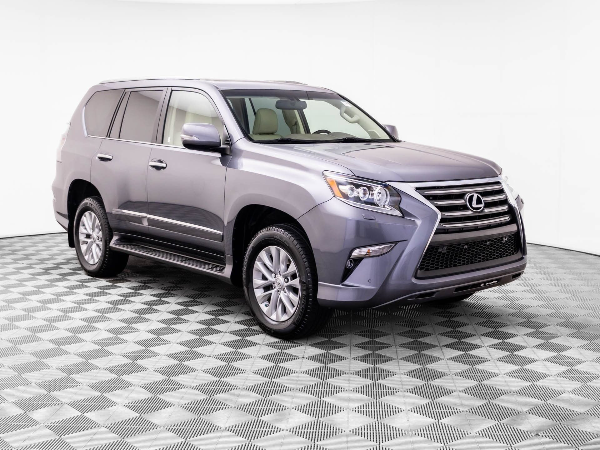 Used 2019 Lexus GX 460 Premium w/ Premium Package AWD/4WD image 7