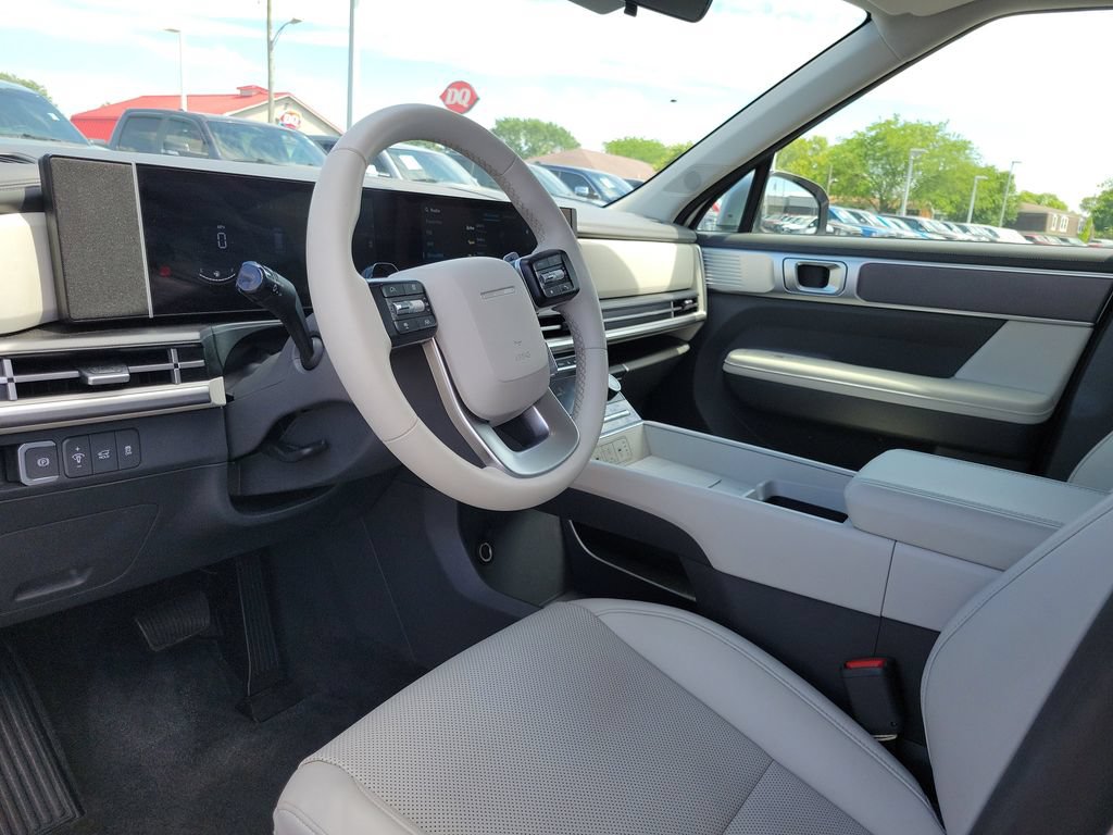 Used 2025 Hyundai Santa Fe SEL AWD/4WD image 21