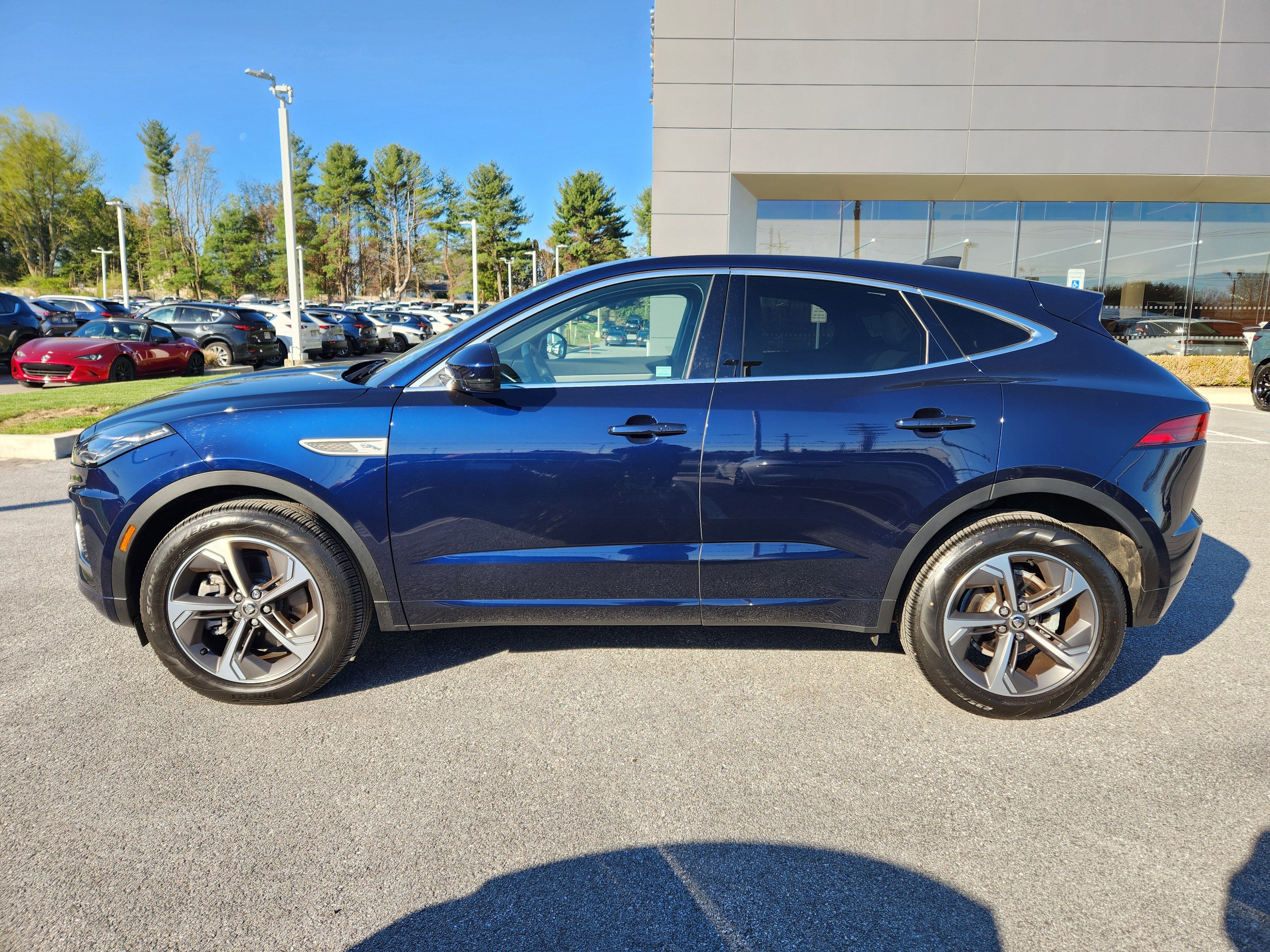 Certified 2024 Jaguar E-PACE R-Dynamic SE image 5