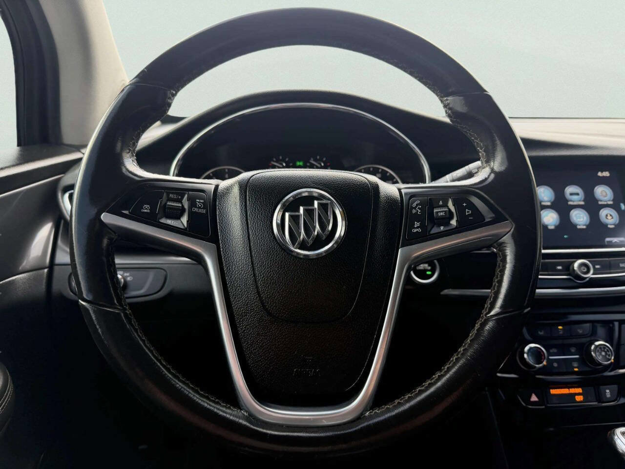 Used 2019 Buick Encore Preferred image 32
