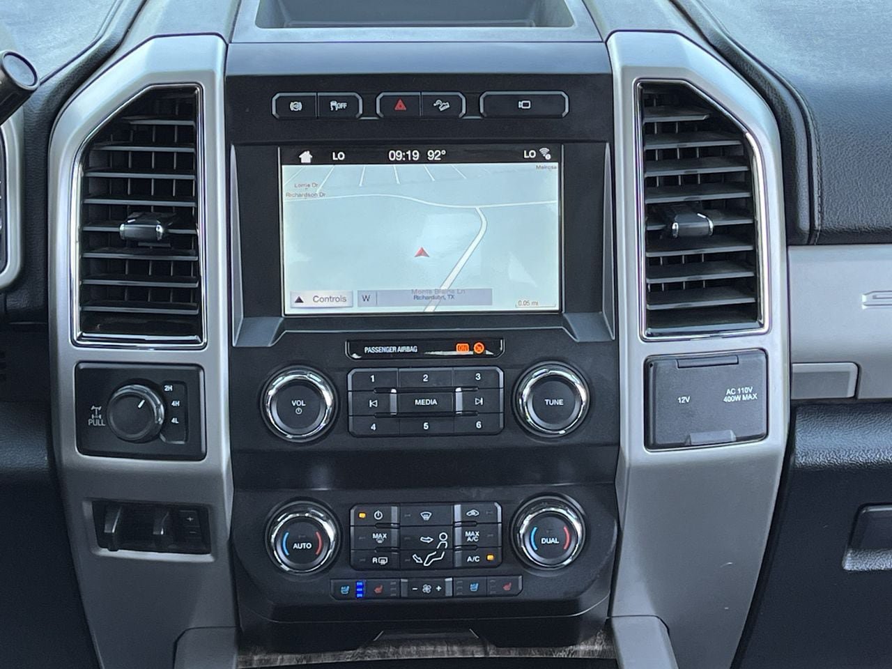 Used 2019 Ford F250 Lariat w/ Lariat Value Package AWD/4WD image 15