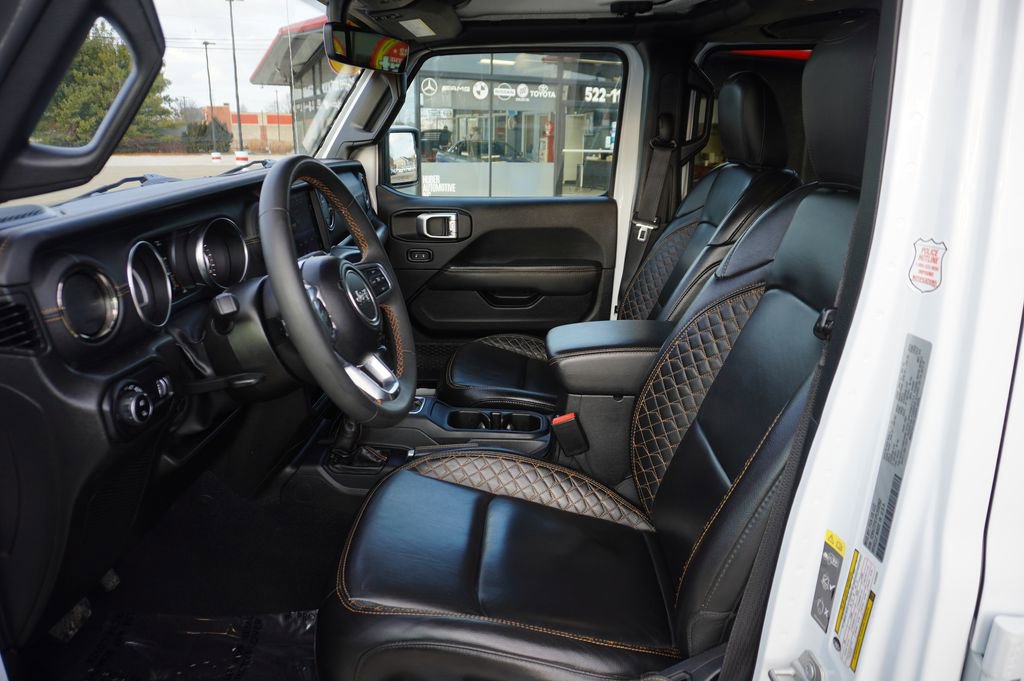Used 2023 Jeep Gladiator Overland image 23
