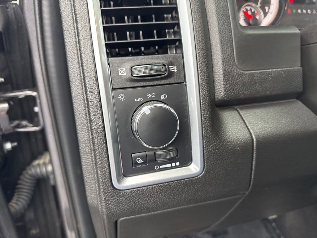 Used 2023 RAM 1500 Classic SLT w/ Protection Group image 28