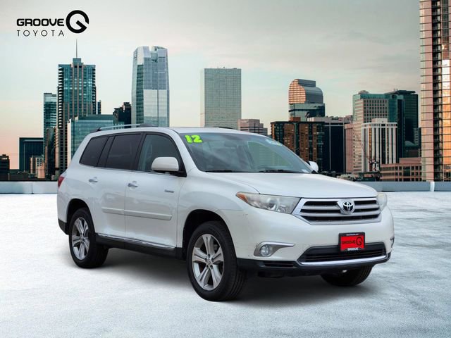Used 2012 Toyota Highlander Limited w/ Tow Pkg AWD/4WD image 8