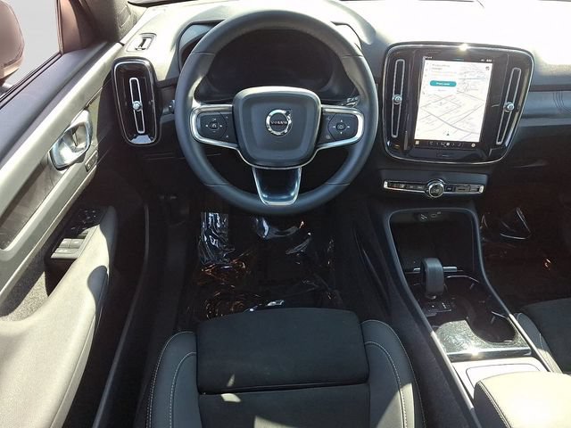 Used 2023 Volvo XC40 Recharge Plus AWD/4WD image 13