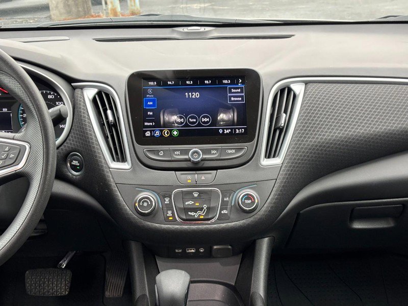 Used 2024 Chevrolet Malibu LS image 13