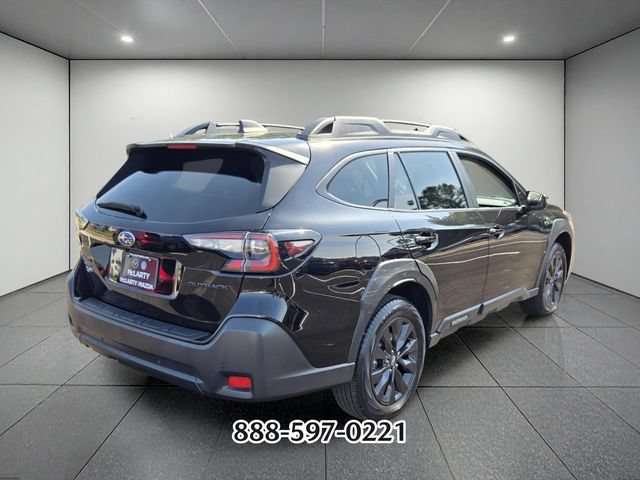 Used 2025 Subaru Outback Onyx Edition AWD/4WD image 5