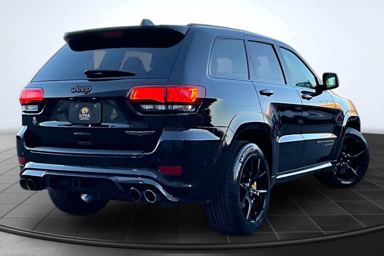 Used 2018 Jeep Grand Cherokee Trackhawk AWD/4WD image 23