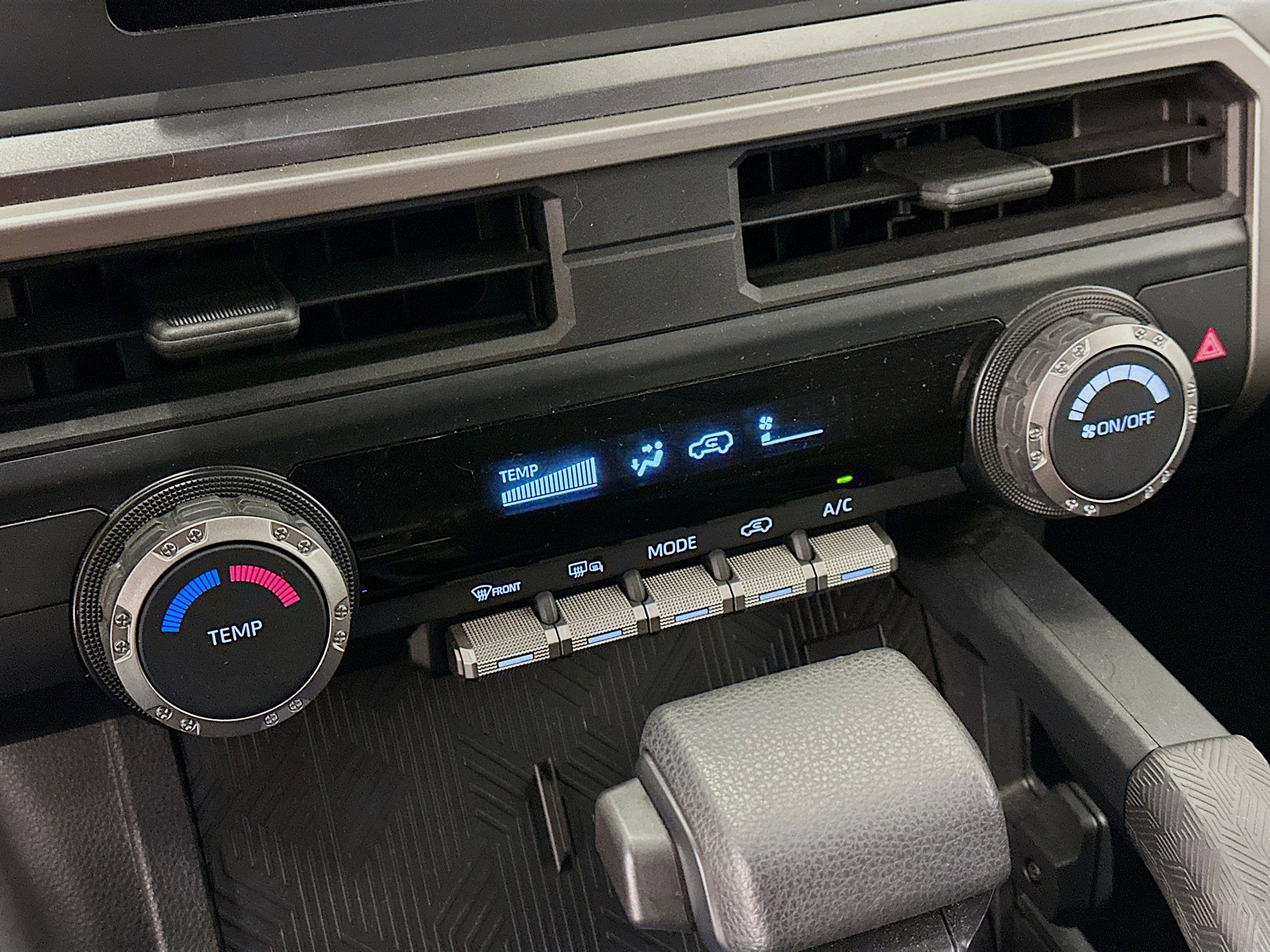 Used 2025 Toyota 4Runner SR5 image 24