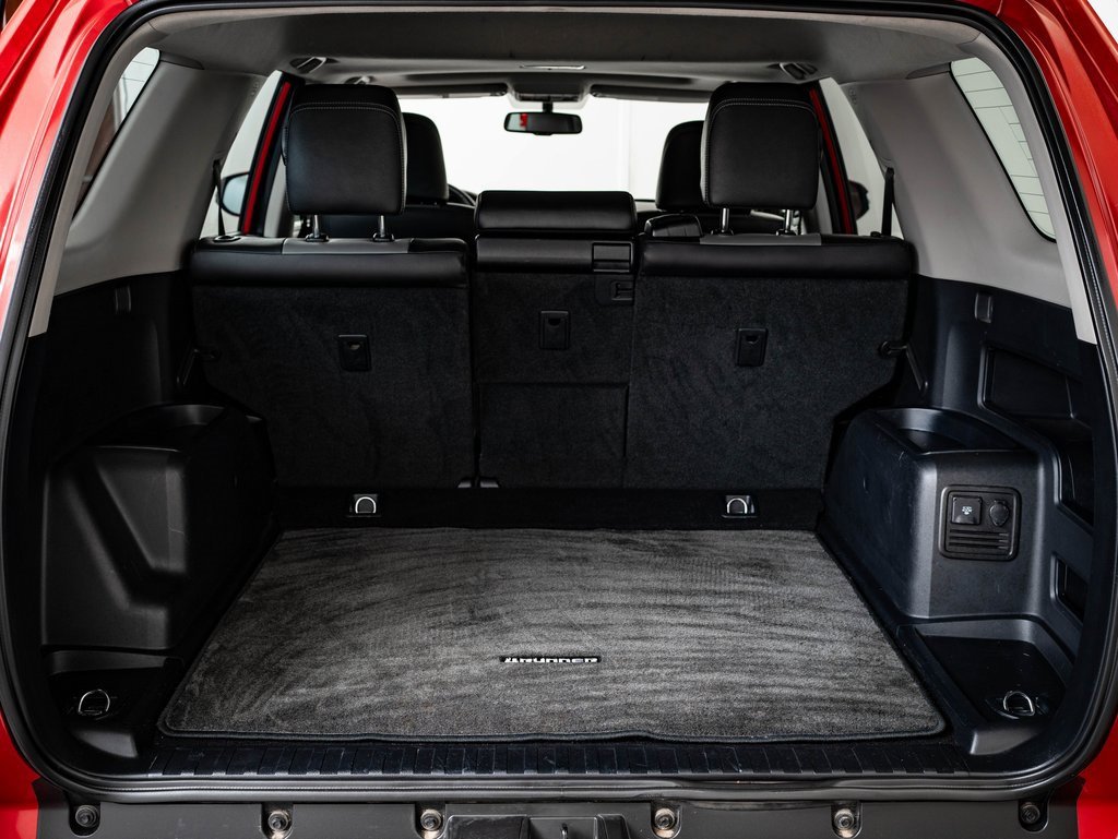 Used 2016 Toyota 4Runner SR5 image 19