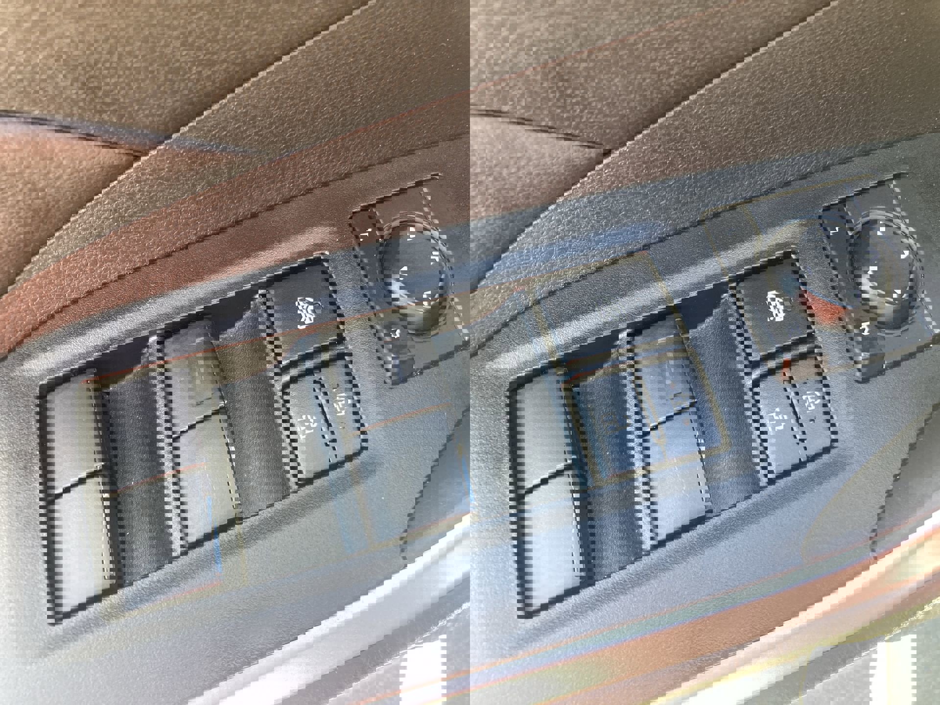 Certified 2025 Toyota RAV4 LE image 15