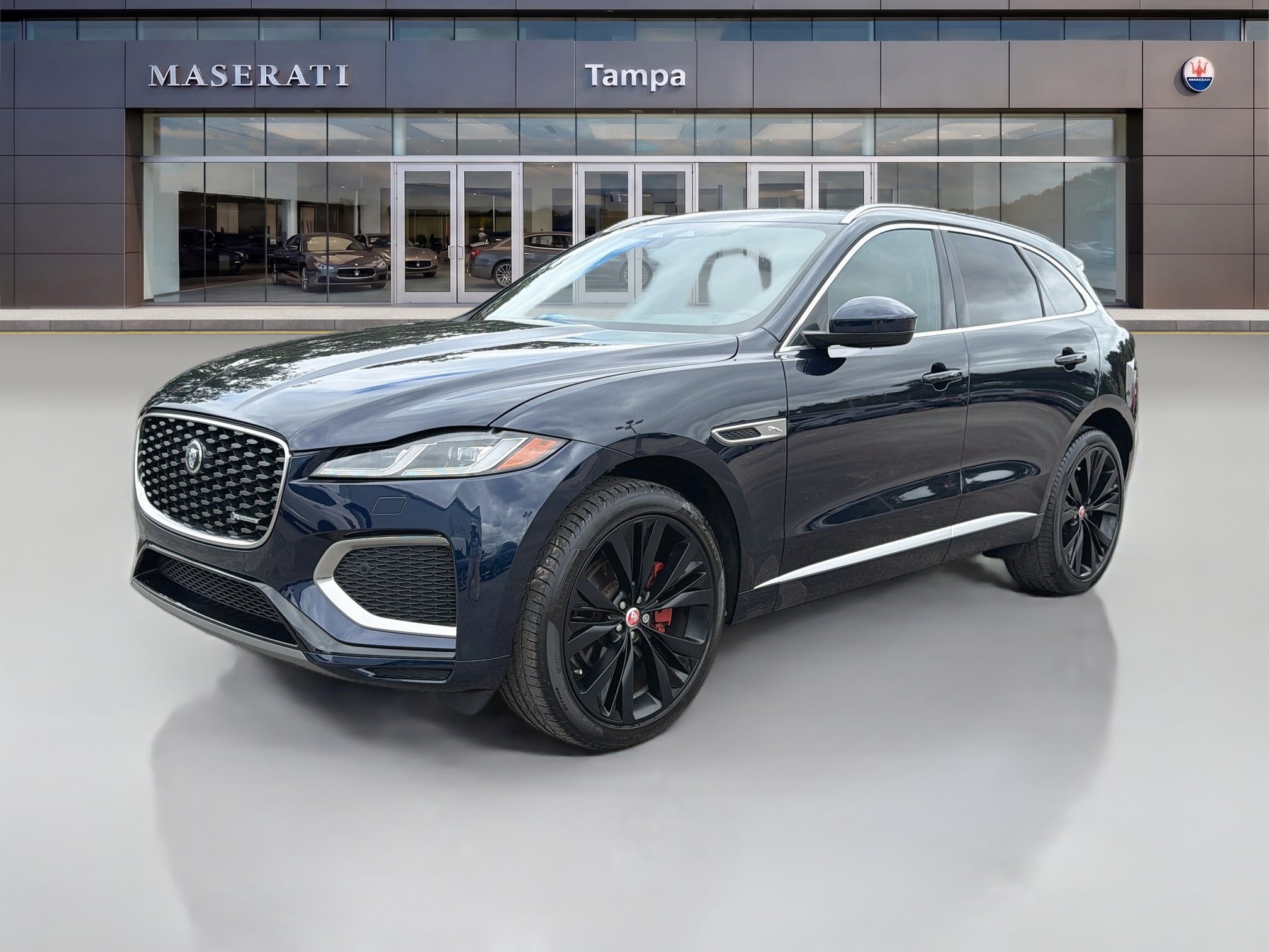 Used 2024 Jaguar F-PACE R-Dynamic S AWD/4WD image 7