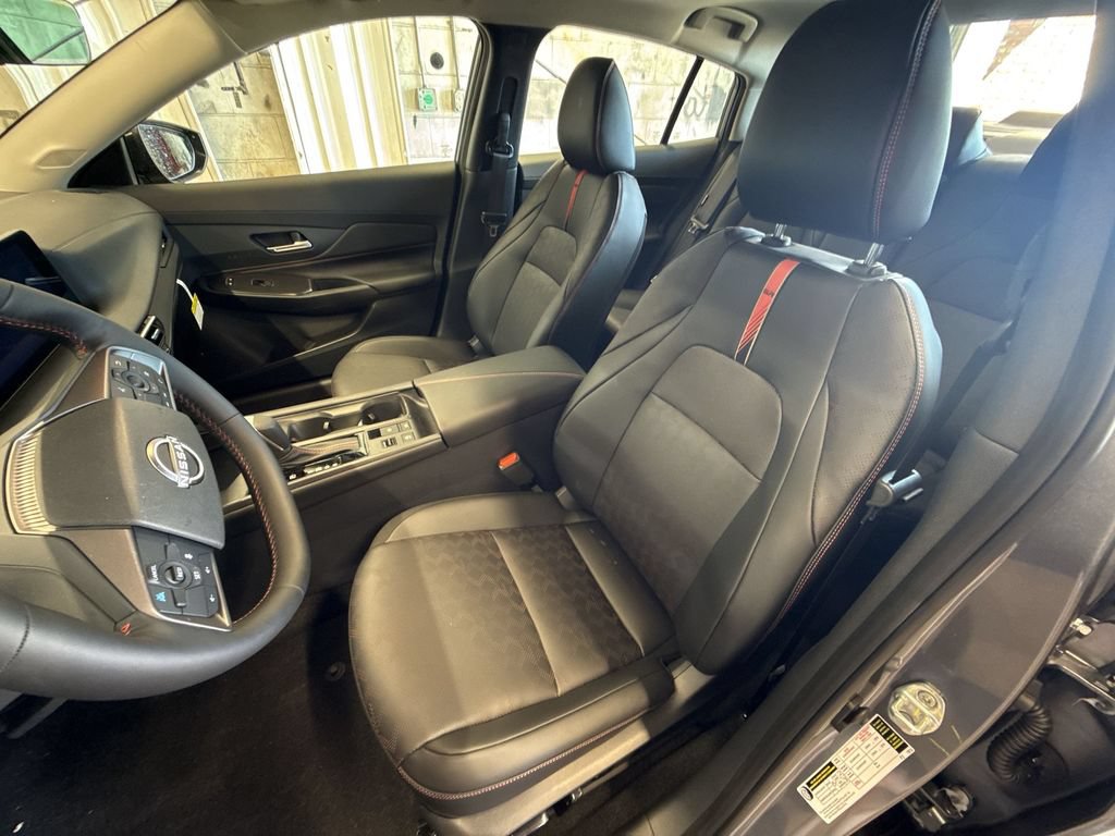 New 2026 Nissan Sentra SR w/ SR Premium Package FWD image 13