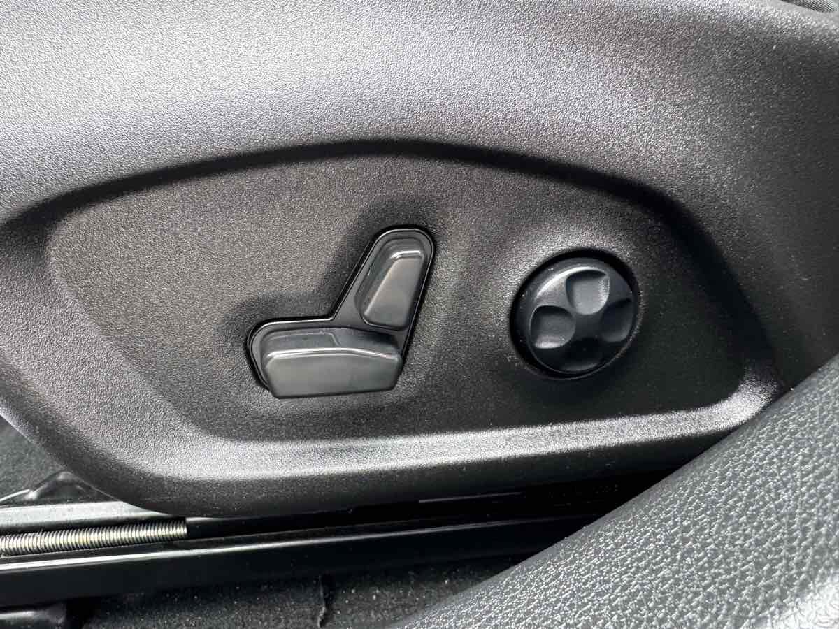 Used 2024 Dodge Hornet GT w/ GT Blacktop Package image 25