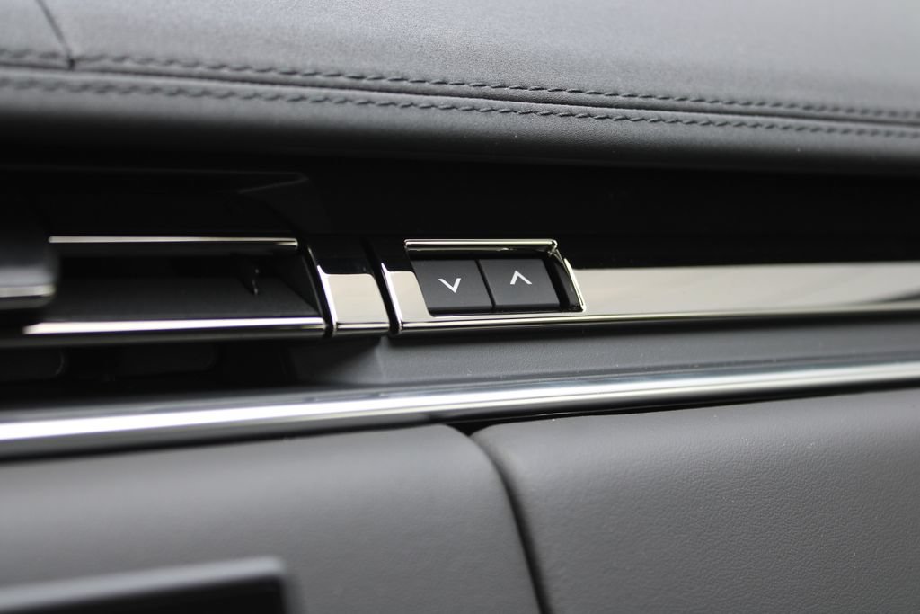 New 2027 Land Rover Range Rover SE AWD/4WD image 28