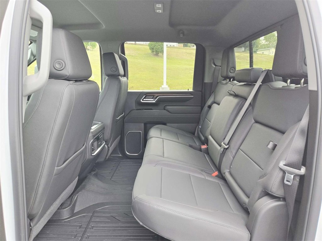 New 2026 GMC Sierra 2500 SLT w/ SLT Premium Package image 13