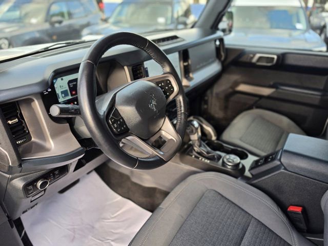 Certified 2023 Ford Bronco Outer Banks w/ Sasquatch Package AWD/4WD image 19