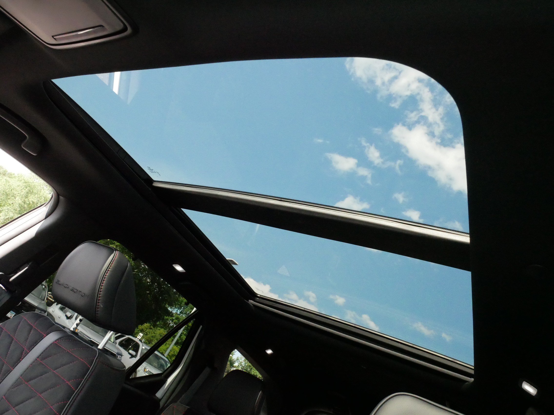Certified 2026 Honda Pilot Black Edition image 35