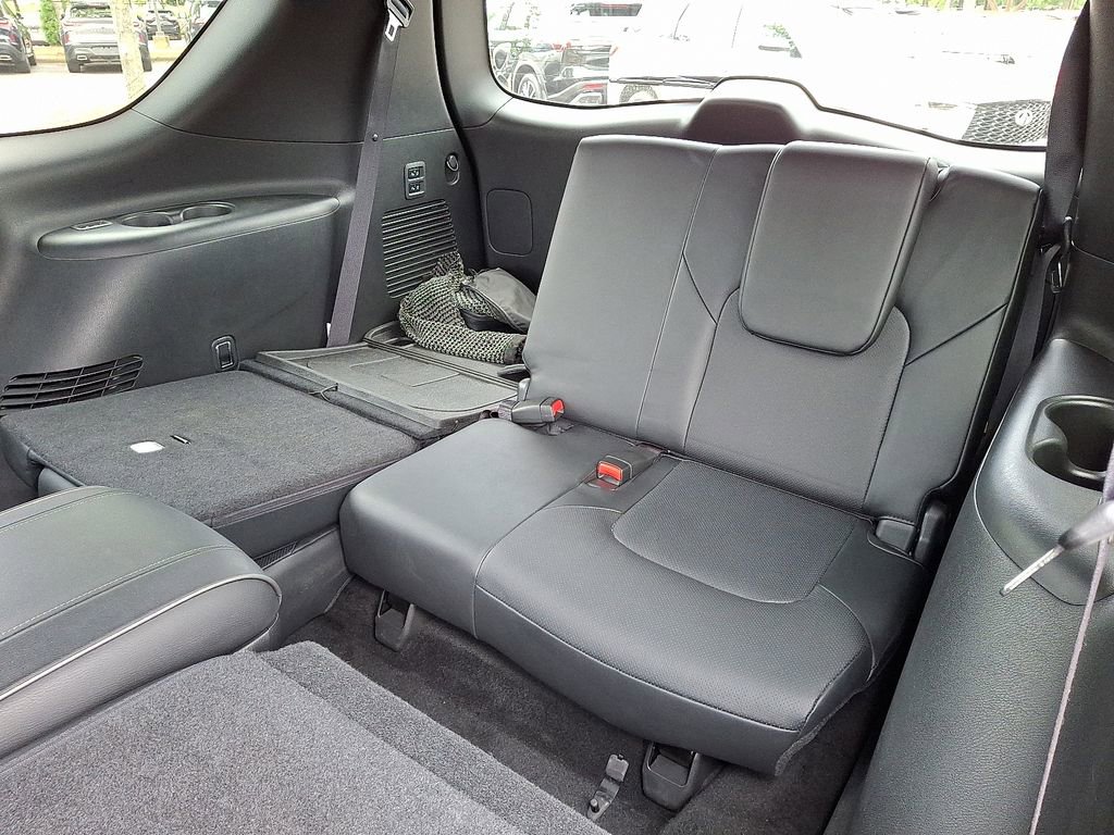 Used 2024 INFINITI QX80 Sensory image 11
