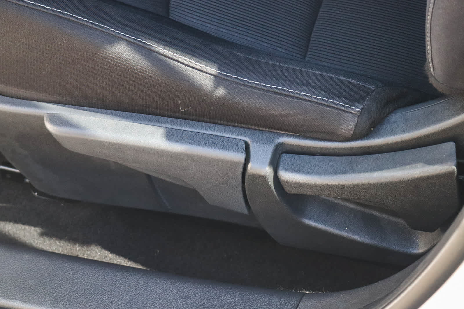 Used 2020 Nissan Sentra SV FWD image 21