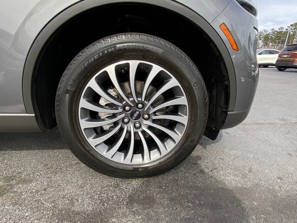 Used 2022 Lincoln Aviator Reserve w/ Equipment Group 201A image 30