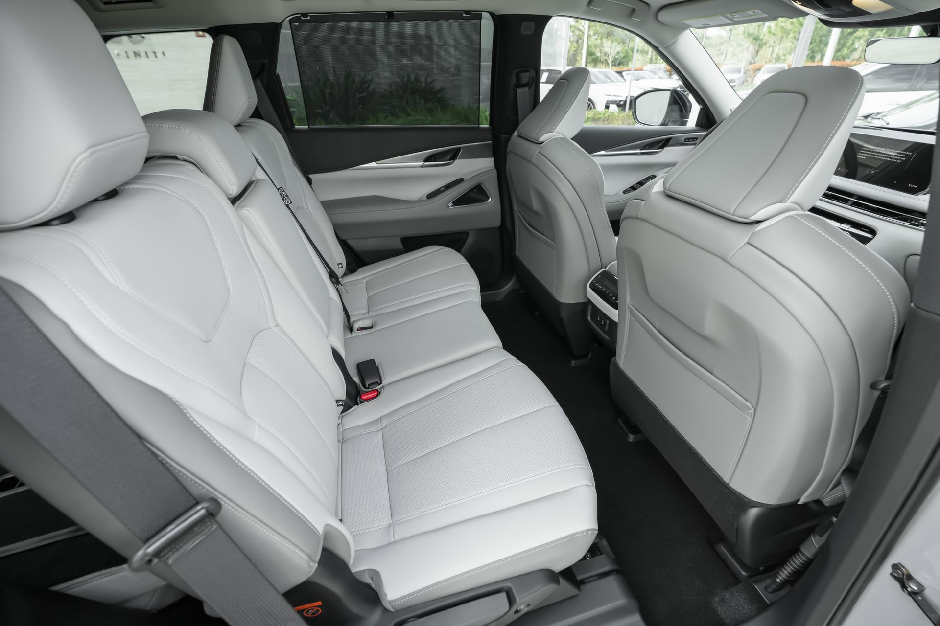 New 2026 INFINITI QX60 Luxe w/ Cargo Package image 27